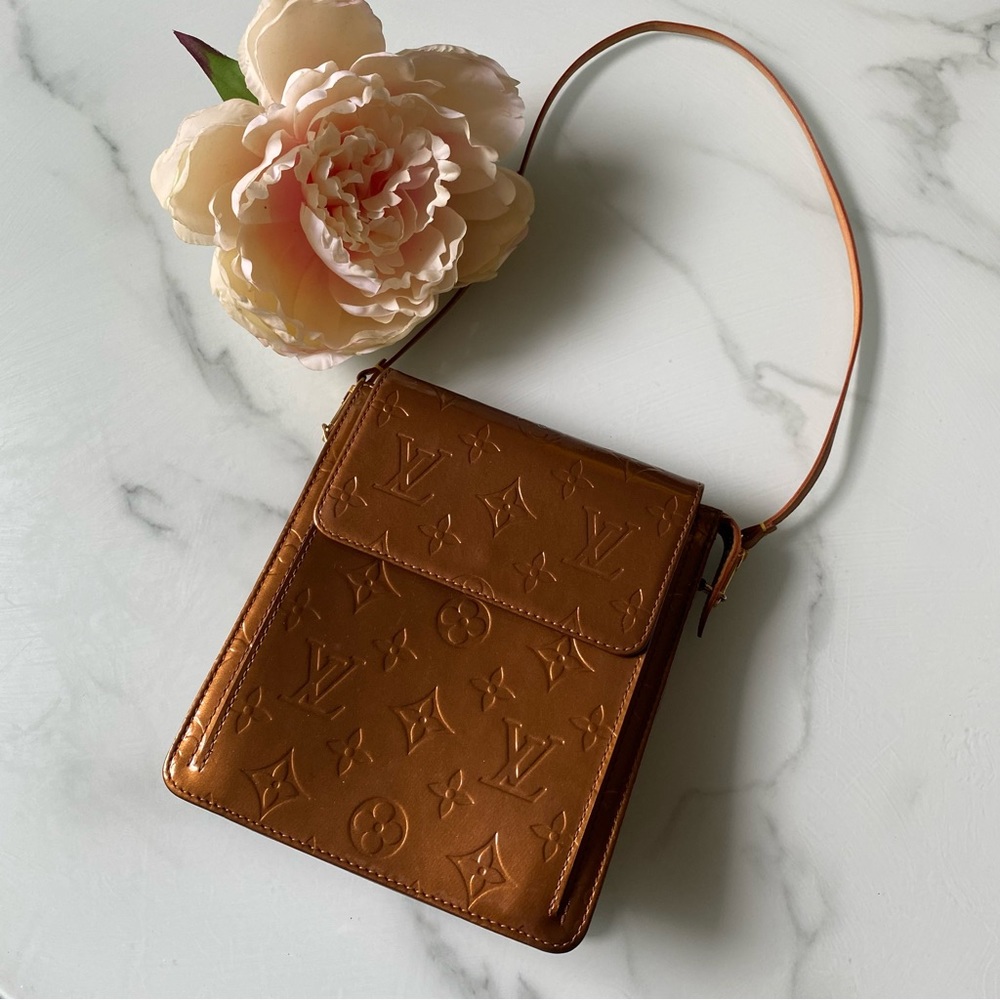 LOUIS VUITTON Vernis Mott Bronze